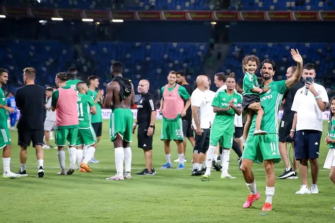 ליאור רפאלוב שחקן מכבי חיפה מודה לאוהדים