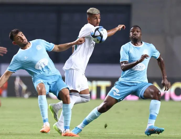 ירין לוי שחקן מכבי חיפה בין סאליו גינדו, מאור לוי שחקני מכבי פתח תקוה