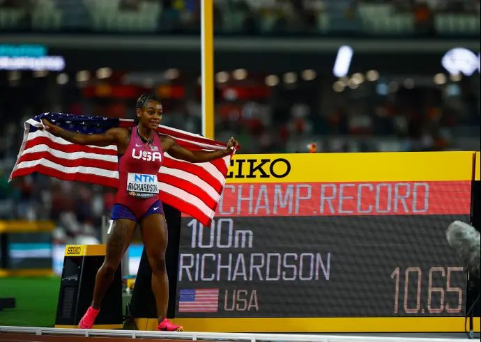 שקארי ריצ'רדסון, אצנית אמריקאית, אלופת העולם בריצת 100 מטר נשים