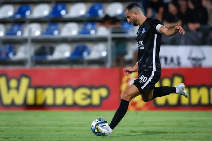 לואי טהא בלם הפועל עכו