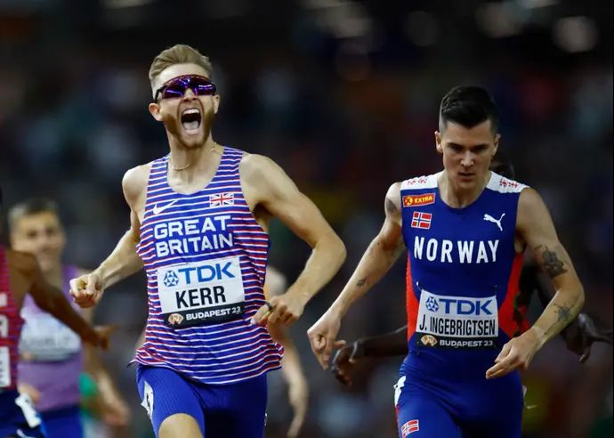 ג'וש קר רץ בריטי לפני יקוב אינגבריגטסן רץ נורבגי