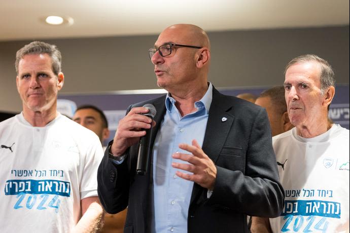 שינו זוארץ, יו"ר ההתאחדות לכדורגל