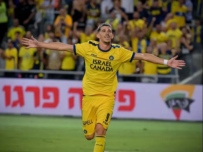 דור תורג'מן, שחקן מכבי תל אביב חוגג