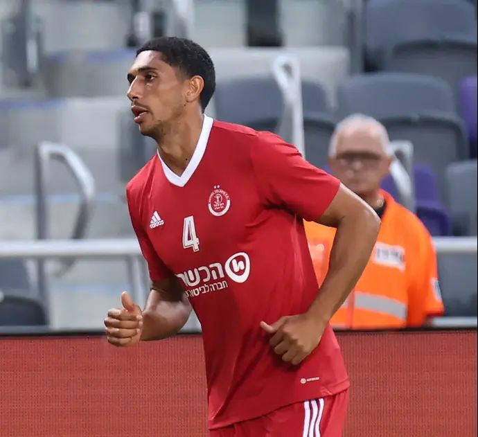 שחקן הפועל תל אביב, בריאן פאסי