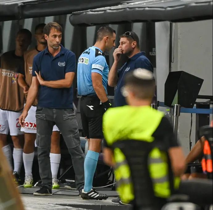 רועי ריינשרייבר שופט