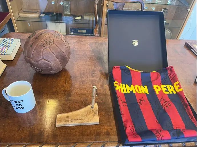 כוכבי העבר של ברצלונה במרכז פרס לחדשנות