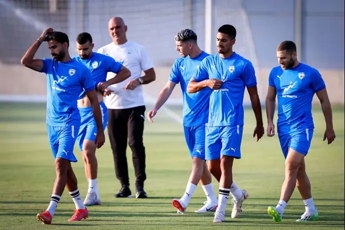 שון וייסמן, דור פרץ, דור תורג'מן, אופיר דוידזאדה באימון נבחרת ישראל