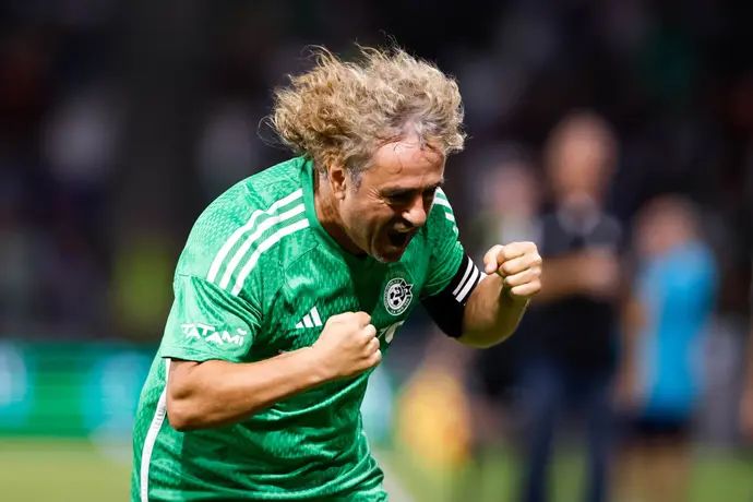 ראובן עטר ותיקי מכבי חיפה