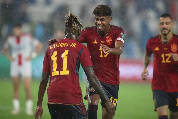 לאמין ימאל, שחקן נבחרת ספרד כובש בהופעת הבכורה ההיסטורית