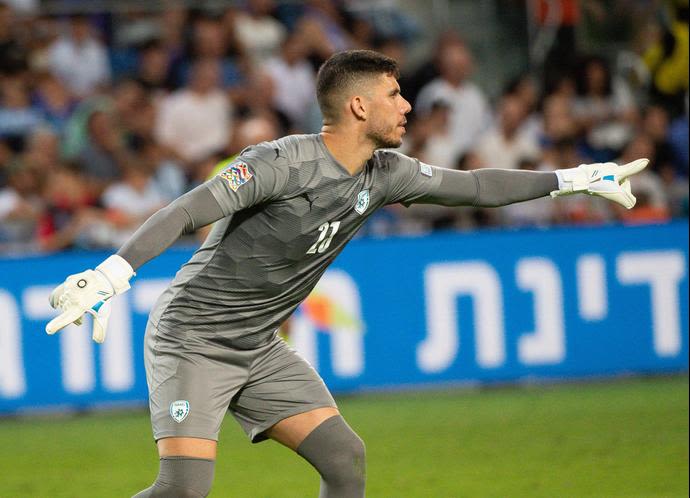 שוער נבחרת ישראל עומרי גלזר