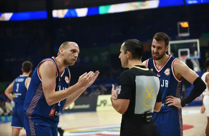 דיאן דוידובאץ, שחקן נבחרת סרביה