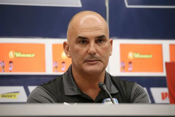 מאמן נבחרת ישראל אלון חזן