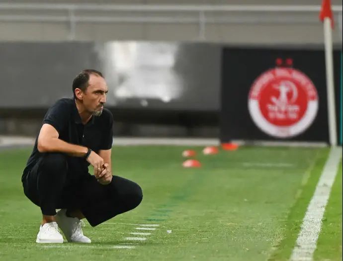 מאמן הפועל תל אביב מייקל ולקאניס