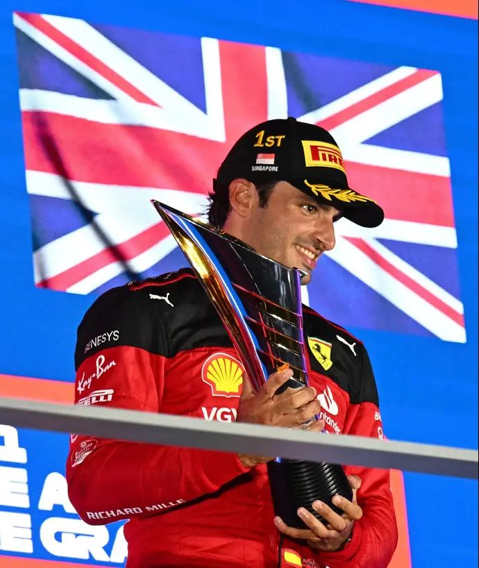 קרלוס סאינס נהג קבוצת פרארי, פורמולה 1