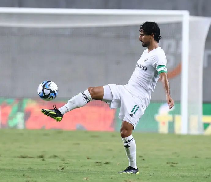 ליאור רפאלוב שחקן מכבי חיפה