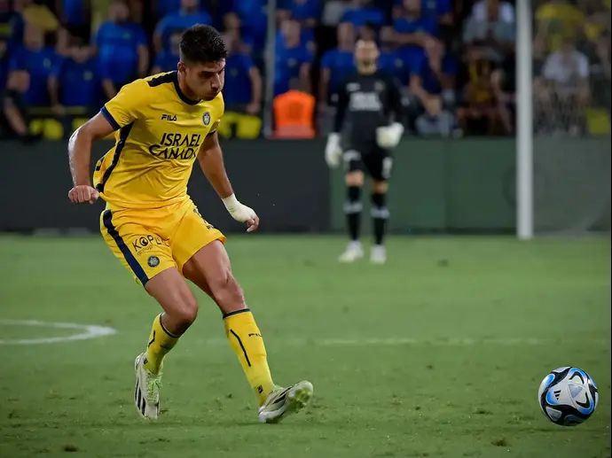 שחקן מכבי תל אביב, יונתן כהן