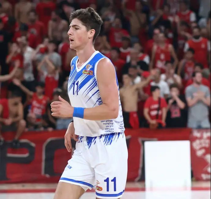 אדם אריאל, שחקן מכבי עירוני רמת גן