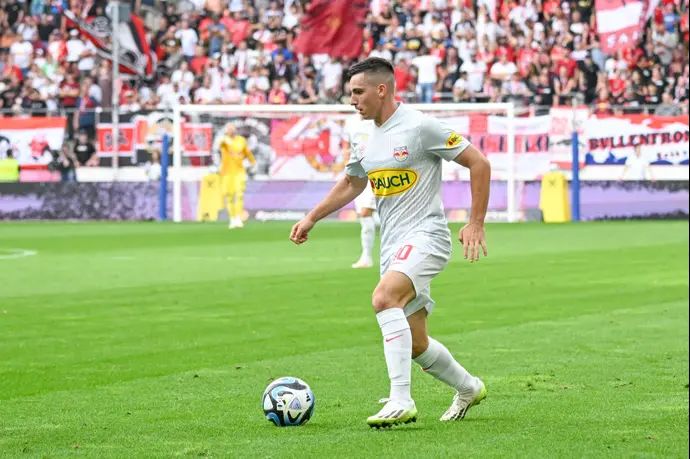 אוסקר גלוך שחקן רד בול זלצבורג