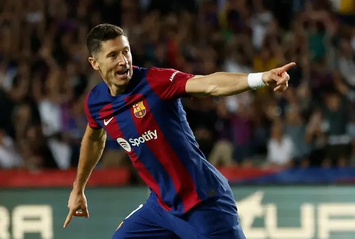 רוברט לבנדובסקי, ברצלונה מול סלטה ויגו