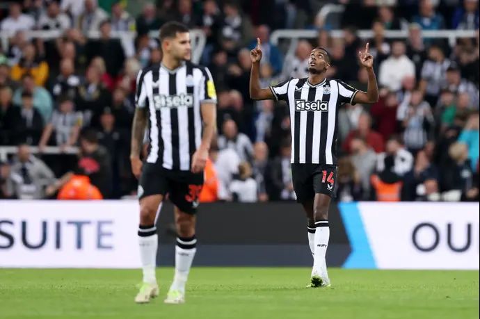 אלכסנדר איסק ניוקאסל