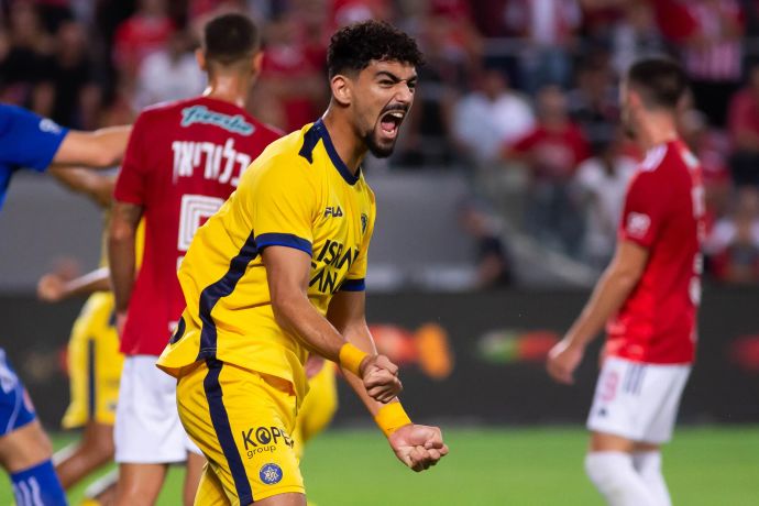 רוי רביבו, שחקן מכבי תל אביב חוגג