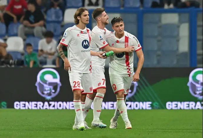 לורנצו קולומבו, חלוץ מונצה