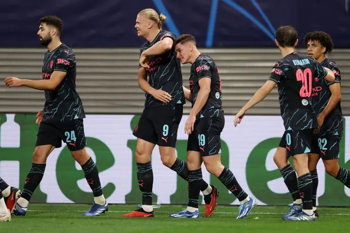 חוליאן אלברס מנצ'סטר סיטי חוגג יחד עם ארלינג הולאנד