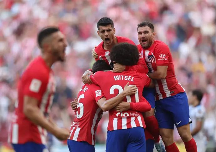 שחקני אתלטיקו מדריד חוגגים