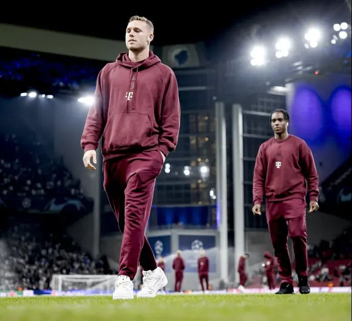 שוער באיירן מינכן דניאל פרץ