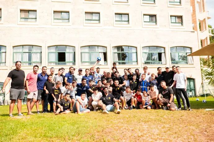 שחקני בית"ר ירושלים מבקרים את תושבי הדרום