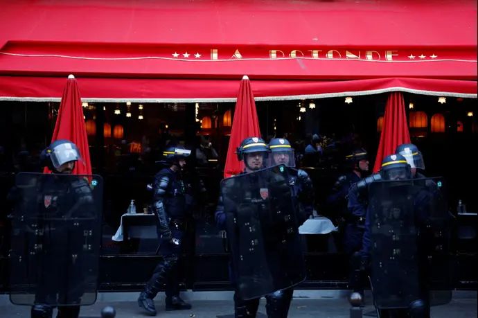 כוחות משטרה, פריז
