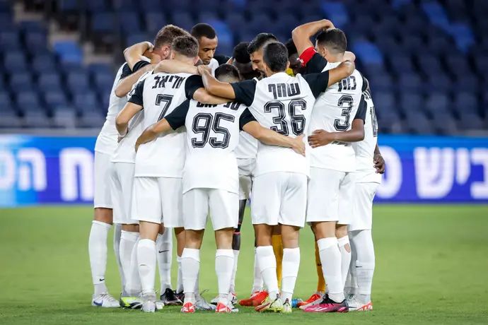 שחקני מ.ס. אשדוד