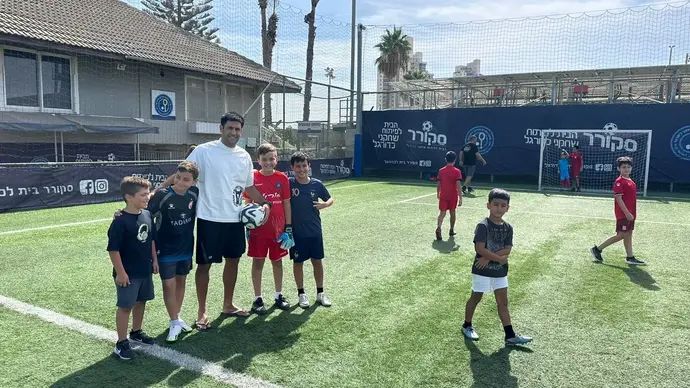 אליניב ברדה במרכז הטניס והחינוך באר שבע