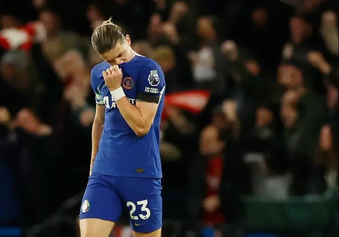 שחקן צ'לסי קונור גלאגר