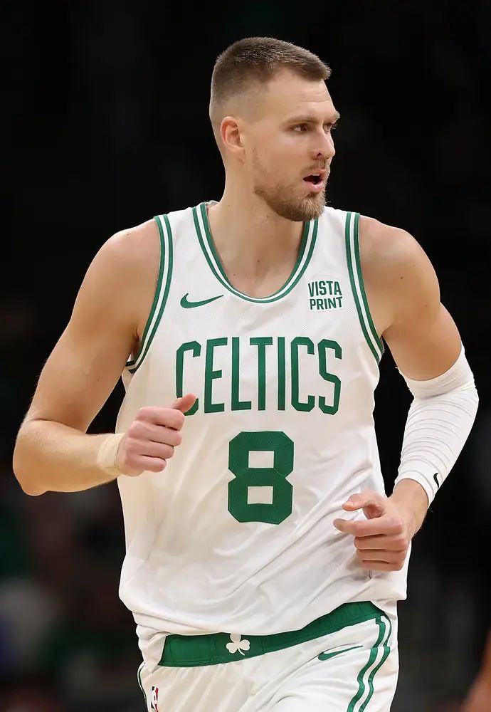 קריסטאפס פורזינגיס, בוסטון סלטיקס