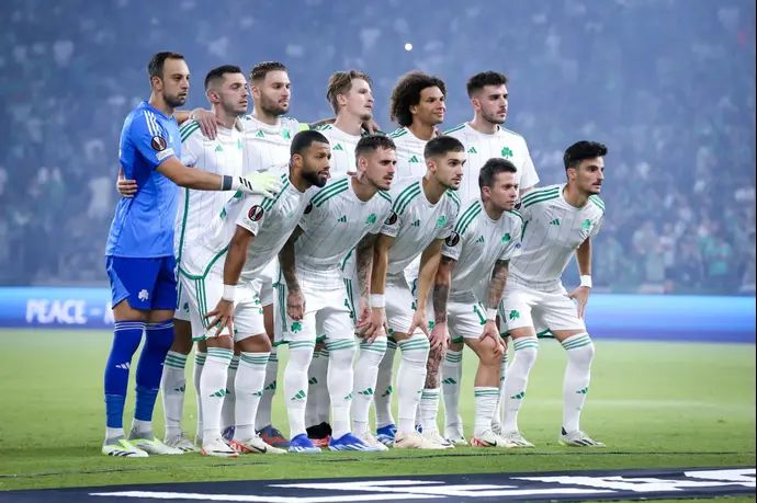 שחקני פנאתינייקוס