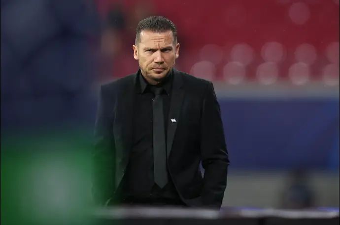 ברק בכר מאמן הכוכב האדום בלגרד