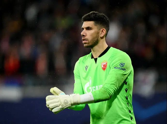 עומרי גלזר שוער הכוכב האדום בלגרד