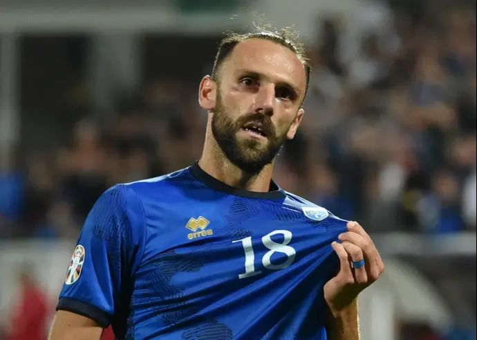 ודאט מוריצ'י שחקן נבחרת קוסובו חוגג שער