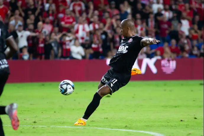 פליפה סנטוס שחקן הפועל חיפה