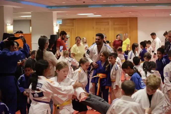 אימון עם ילדי העוטף שגיא מוקי