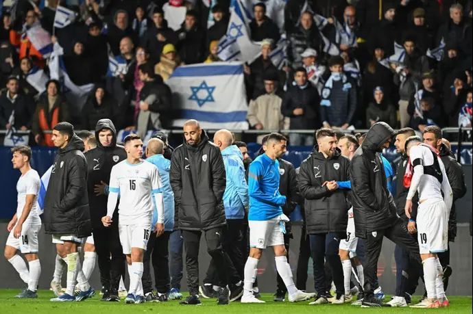 שחקני נבחרת ישראל בסיום