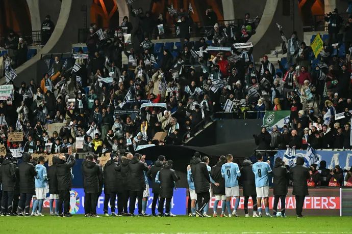 שחקני נבחרת ישראל מודים לקהל