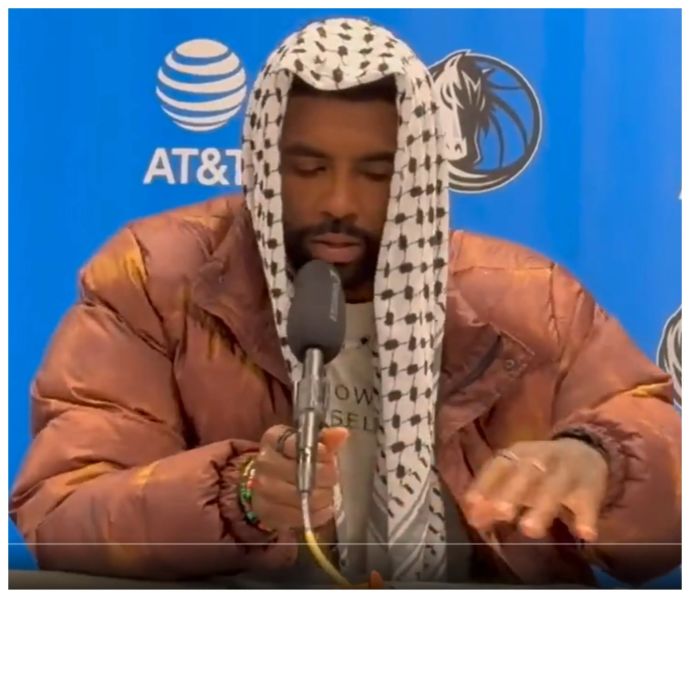 קיירי אירווינג, שחקן דאלאס מאבריקס, לובש כאפייה