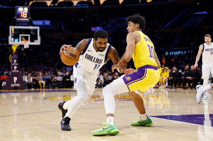 קיירי אירווינג, דאלאס מול הלייקרס