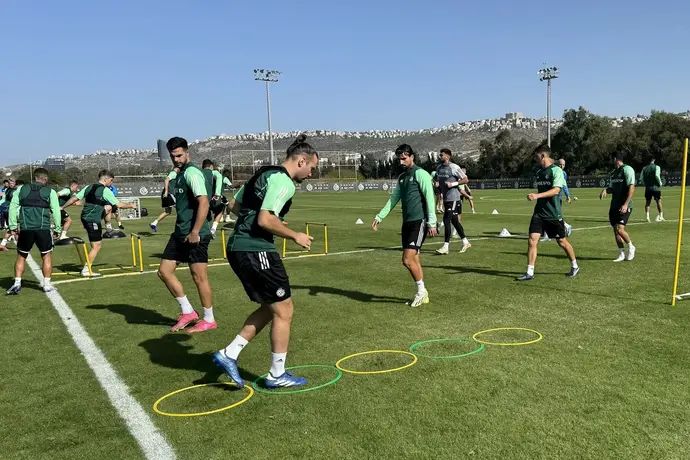 ליאור רפאלוב, שון גולדברג ודין דוד באימון מכבי חיפה