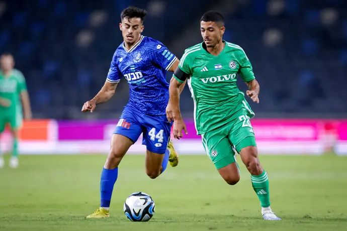 עילאי חג'ג' שחקן מכבי חיפה מול רועי אלימלך שחקן הפועל פתח תקוה