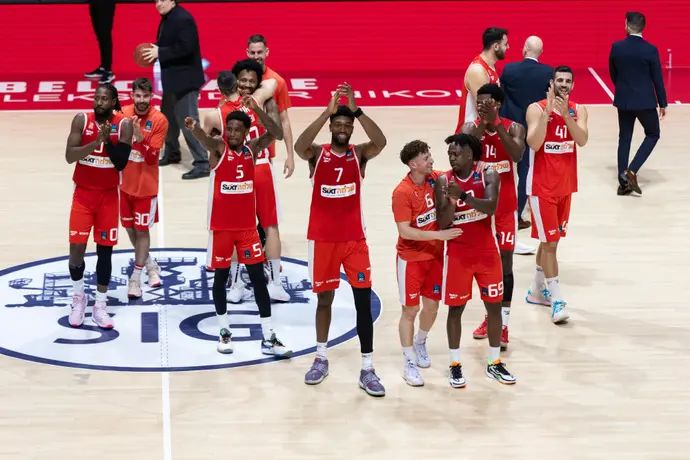 הפועל תל אביב חוגגת ניצחון