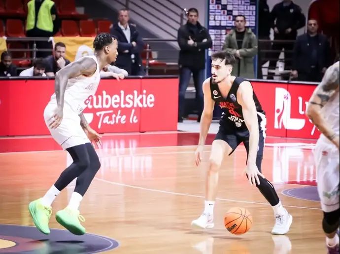 אור קורנליוס הפועל ירושלים מול גלאטסראיי