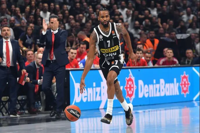 שחקן פרטיזן בלגרד קווין פאנטר